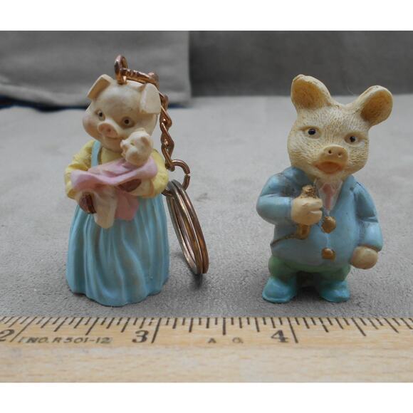 Miniature Anthropomorphic Pig Figures: Mama w/Baby (JC 1991), Dad w/Phone - Picture 3 of 8
